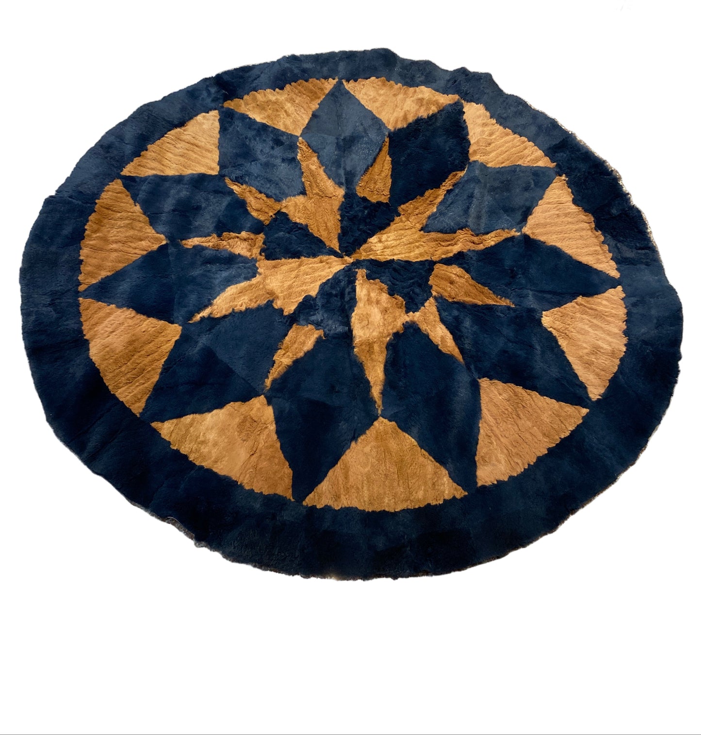 Luna Rabbit Rug – 5x5