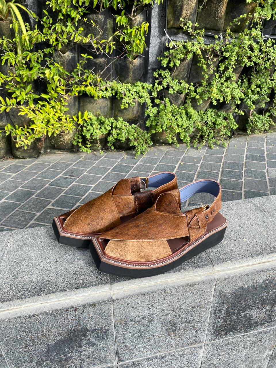 Cow Leather Kaptaan Chappal – Natural Hair-On Cowhide