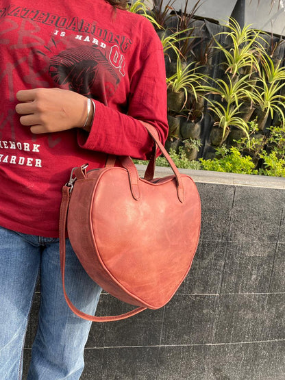 Heart Tote – Crazy Horse Leather