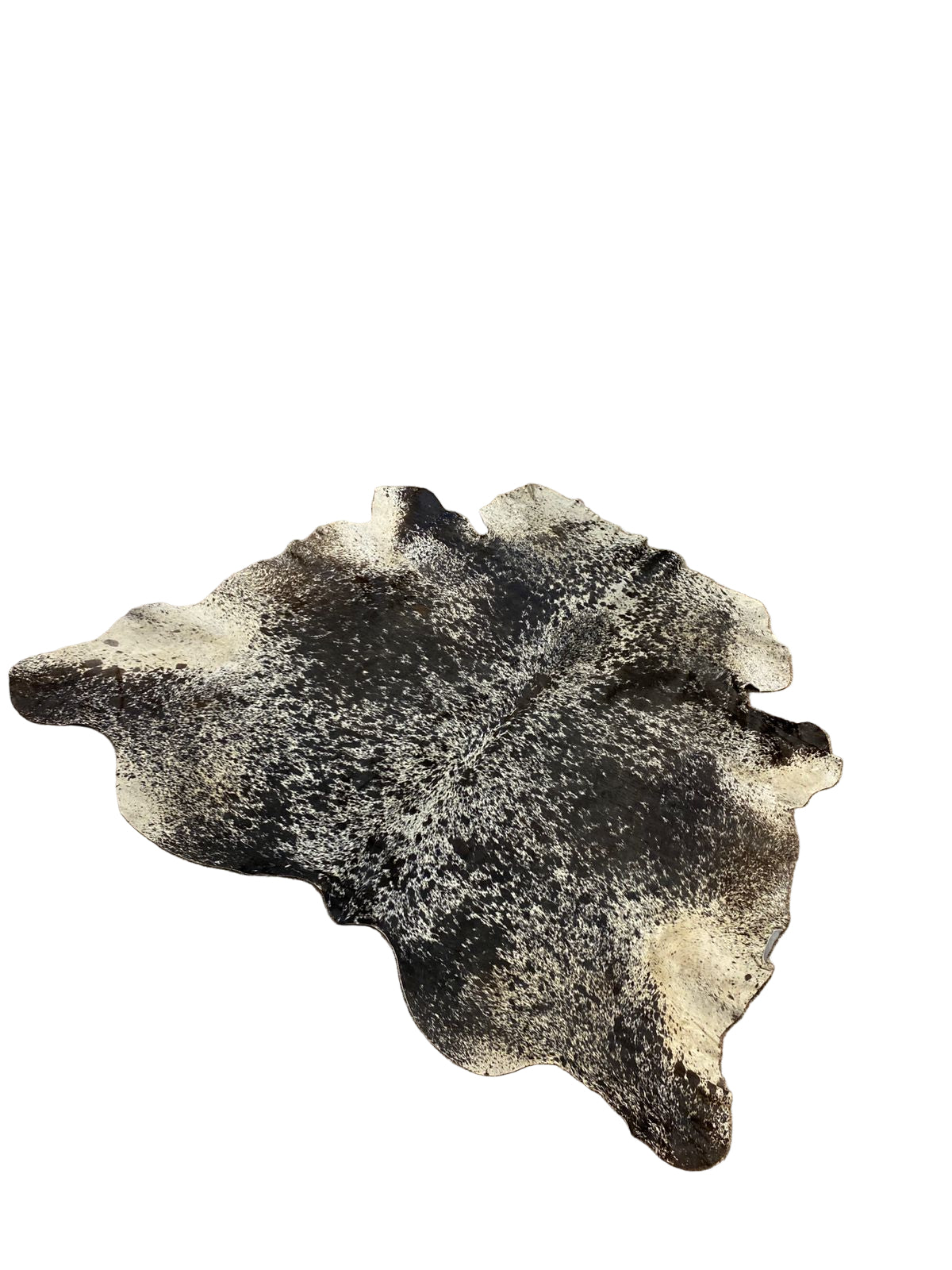 Cowaura Noir – Black & White Cowhide Rug