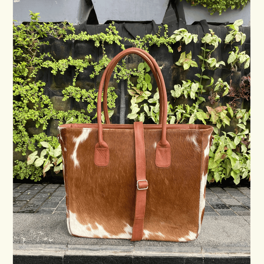 Large Handmade Cowhide Tote – Luxury Leather Bag | Uroosa Leather
