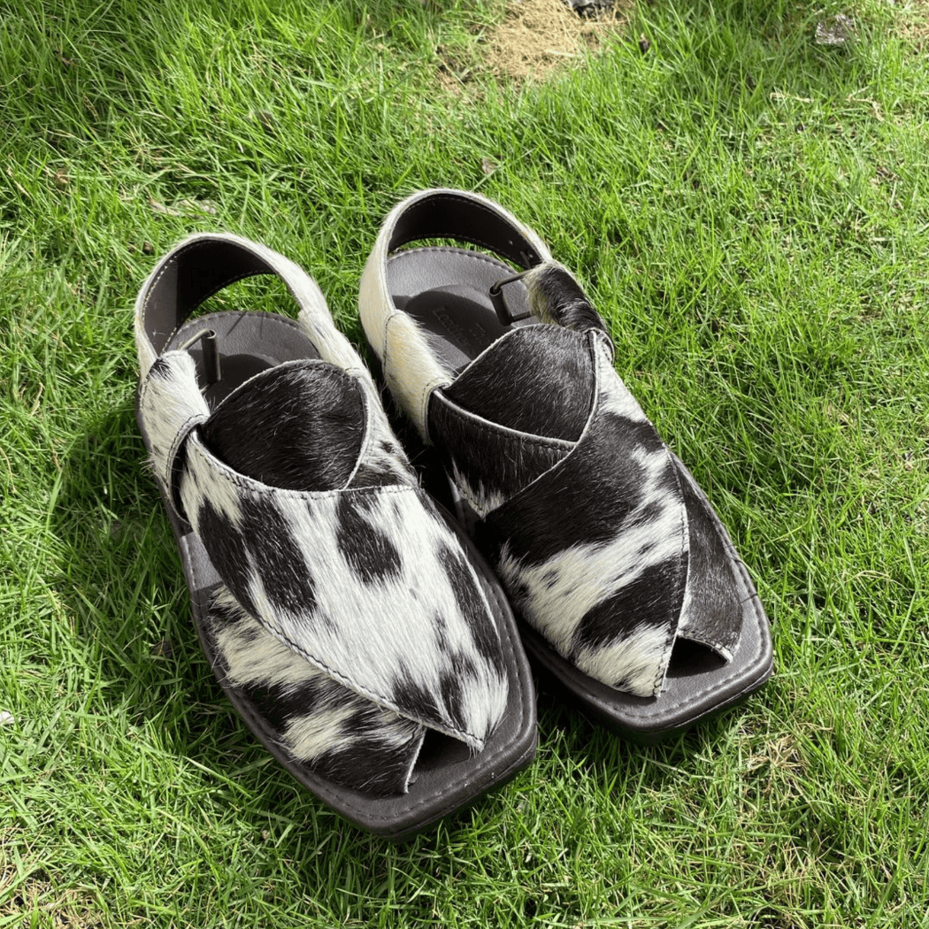 “Charsadda Peshawari Chappal | Natural Hair on Cowhide | Uroosa Leather”