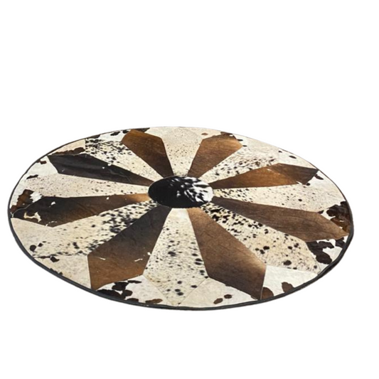 Brown & White Round Cowhide Rug – 5x5