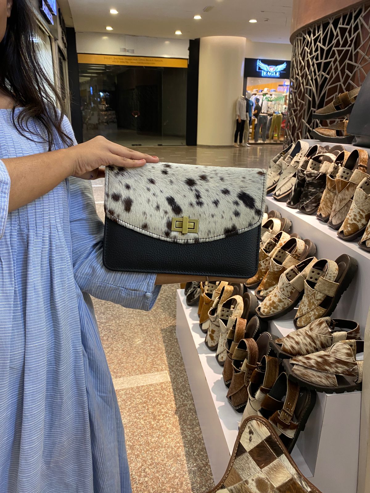 Bolsa Vaquera – Cowhide Crossbody Bag