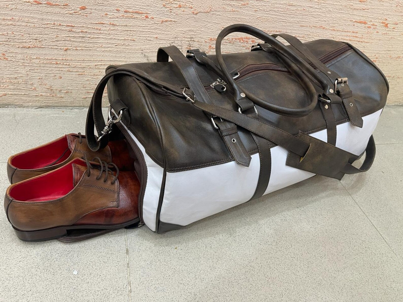 Duffel Bag with Shoe Pocket